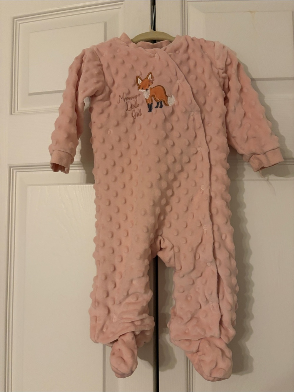chick pea Plush Footed One-Piece with Fox Applique Mommy’s Little Girl 6-9 Month
